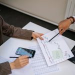 Почему стоит инвестировать в платное обучение?