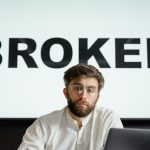 Почему стоит инвестировать в платное обучение?